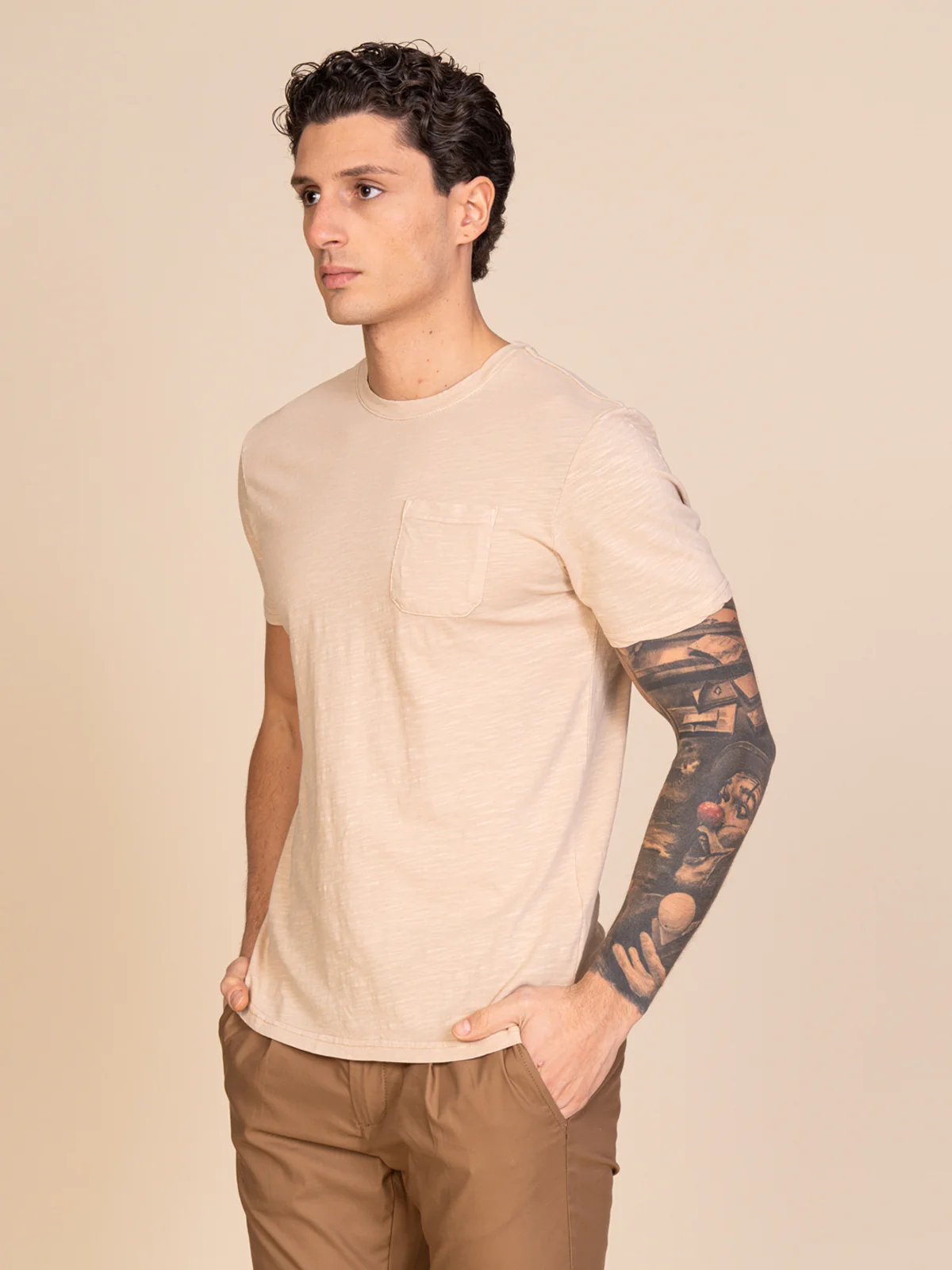 T-Shirt con taschino - Image 6